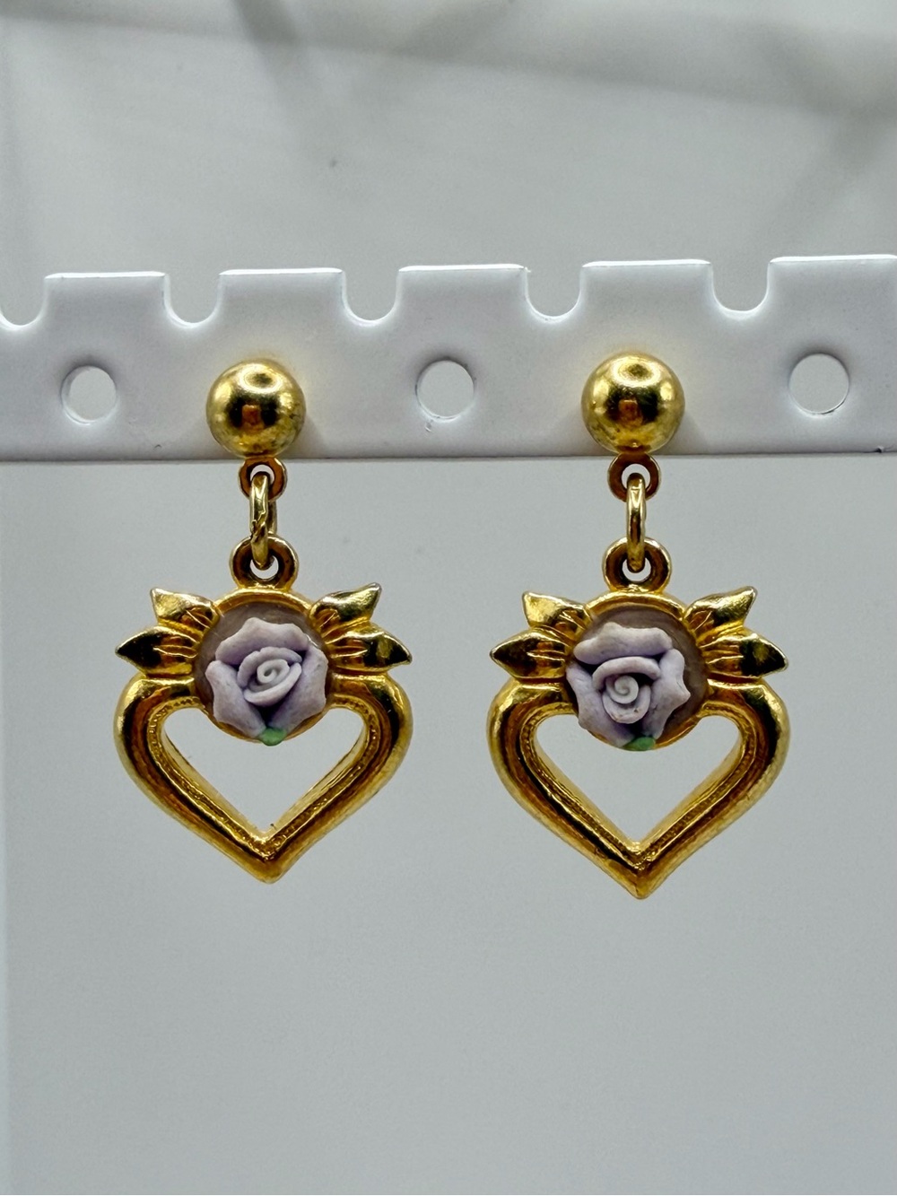 Vintage Avon Gold Tone Lavender Rose Heart Drop Earrings (1")